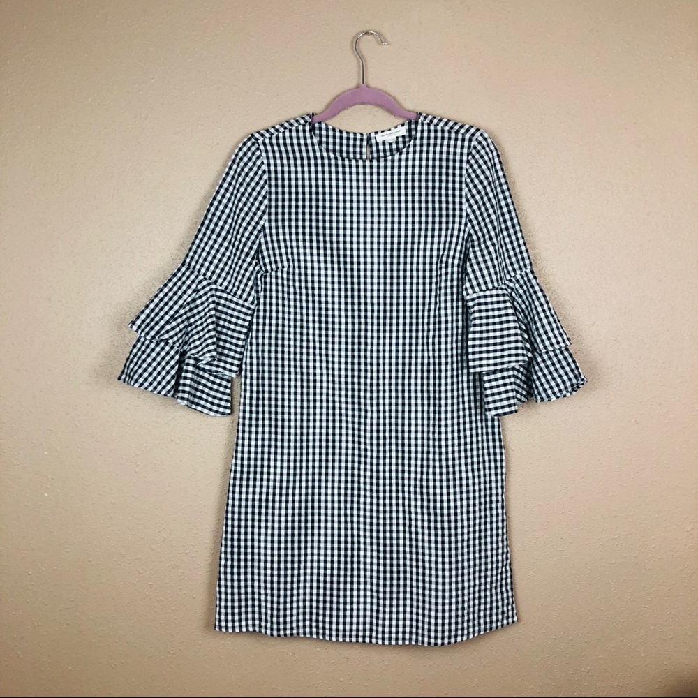 Beach lunch lounge gingham bell sleeved dress